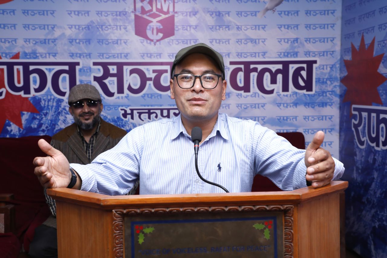 नेपालमा वायु प्रदूषणको मुख्य कारक सवारीसाधन, उद्योग र घरधुरी : डा. गोसाईँ