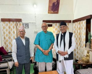 प्रचण्ड, शेखर र नेपालबिच भेटवार्ता