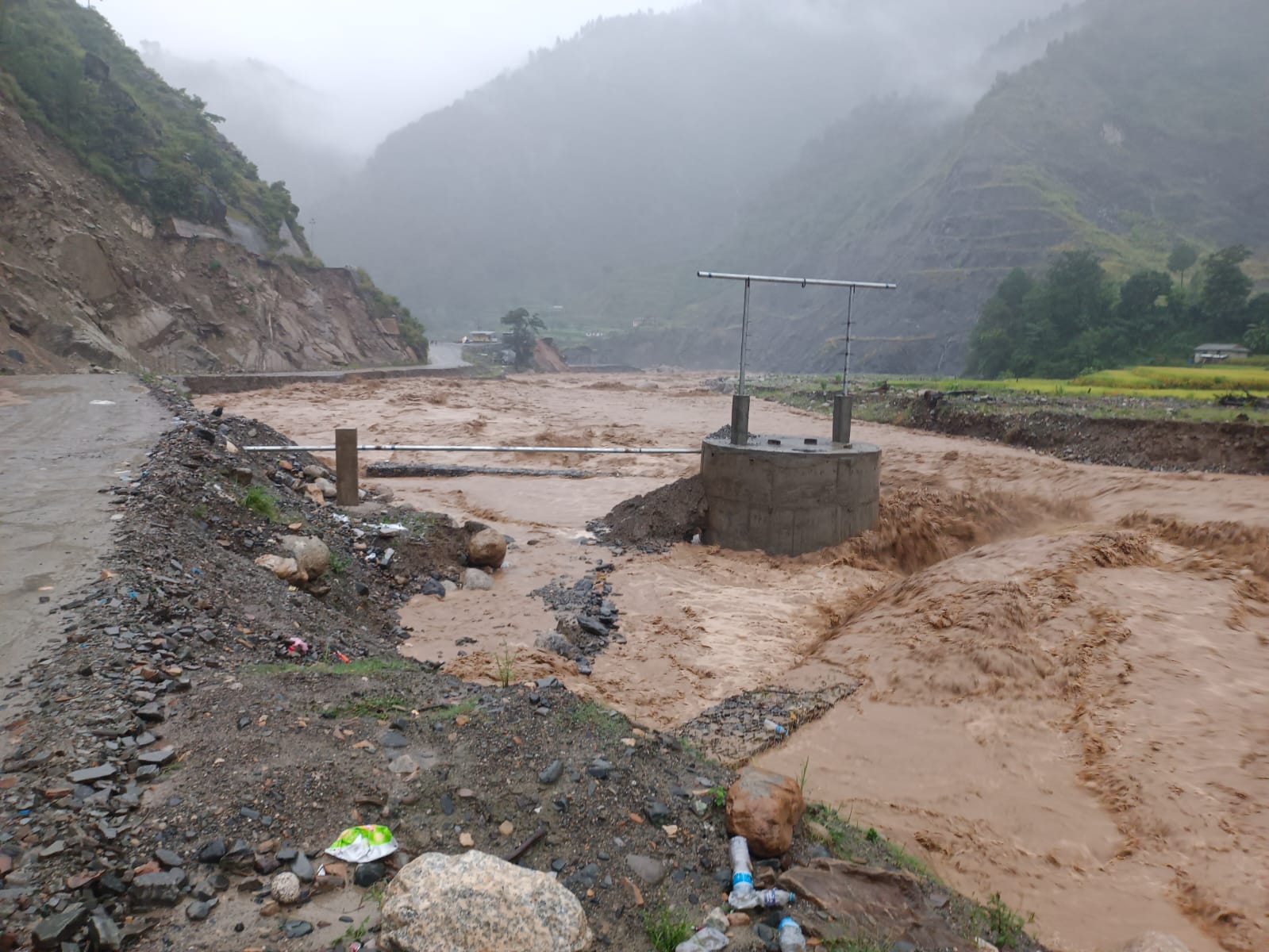भोटेकोशीमा बाढी : मुग्लिनसम्म हाइ अलर्ट, १२३४ मा तत्काल सम्पर्क गर्न आग्रह