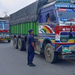त्रिशूलीमा बाढी आएपछि पृथ्वी राजमार्गको पूर्वी खण्ड बन्द