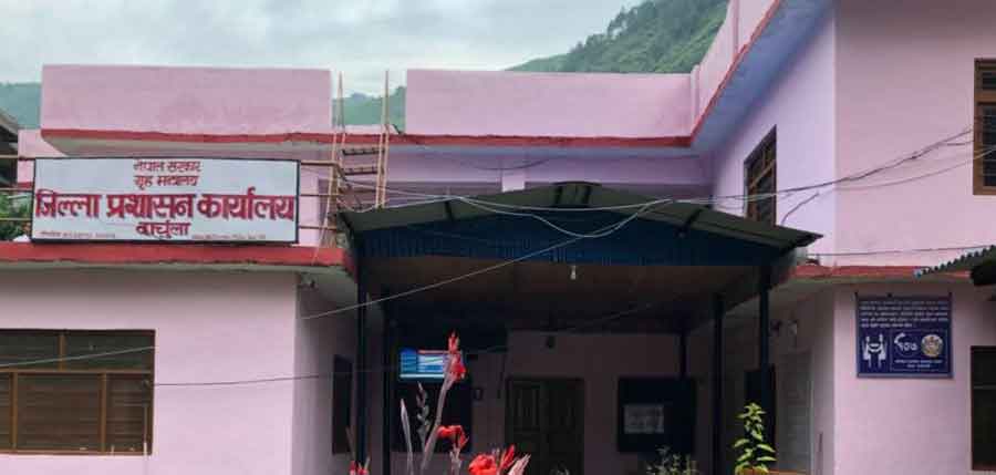 पहिरो खसेपछि दार्चुलाको चौलानी नदी थुनिने जोखिम