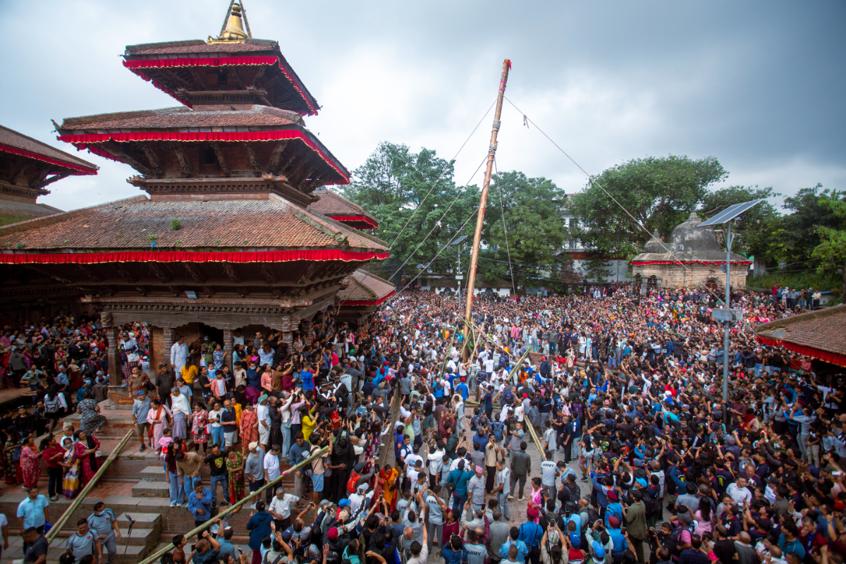 हनुमानढोकामा लिंगो उभ्याइएसँगै काठमाडौंमा इन्द्रजात्रा पर्व सुरु