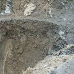 बेनीघाट–आरुघाट–लार्के सडक अवरुद्ध