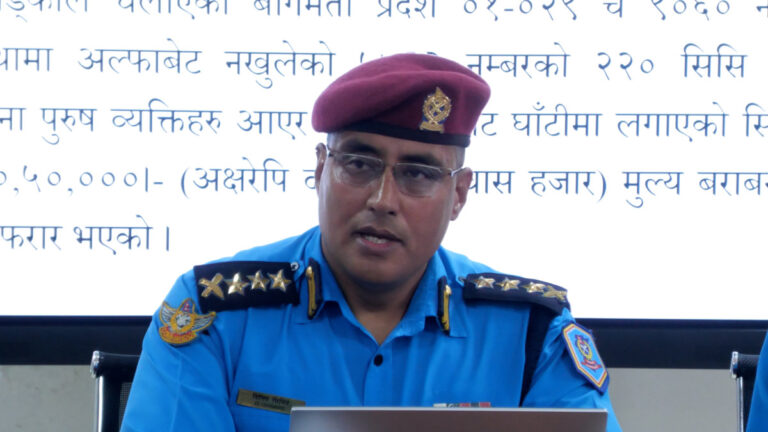 ‘माझी गिरोह’का मुख्य नाइकेसहित तीन जना पक्राउ