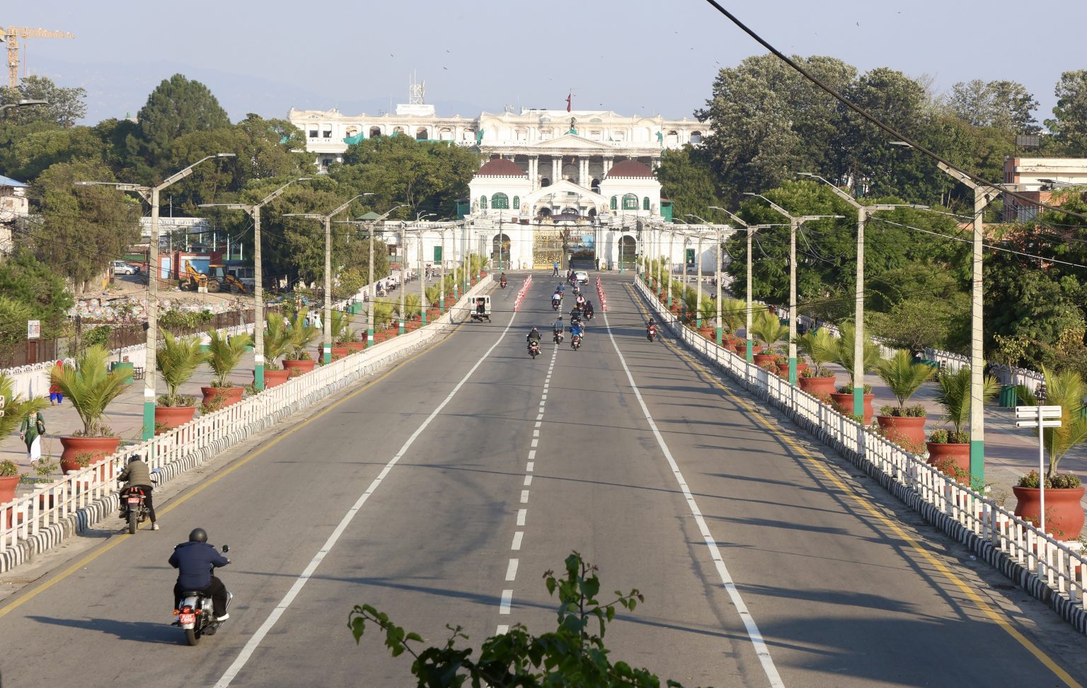 सुनसान काठमाडौं उपत्यका : ६ लाखले छाडे राजधानी